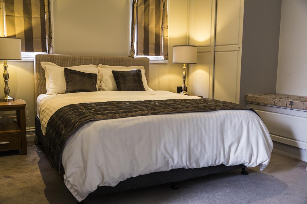 וויליאמסטאון Simmers Serviced Apartments מראה חיצוני תמונה